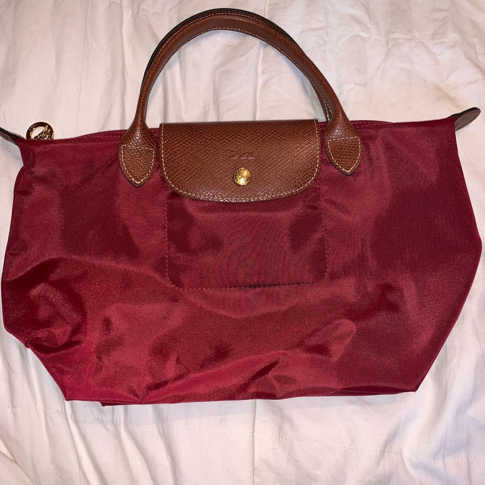 BRAND NEW Small Red Long Champ Purse